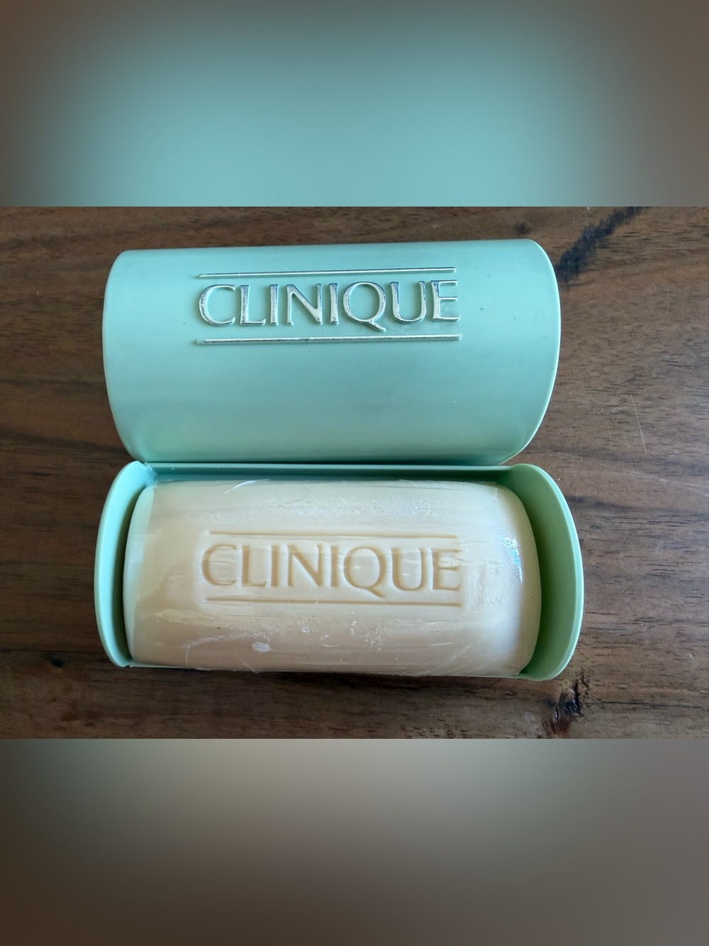 Clinique Mild Travel Size Soap Bar (1.5 oz) with Branded Travel Case